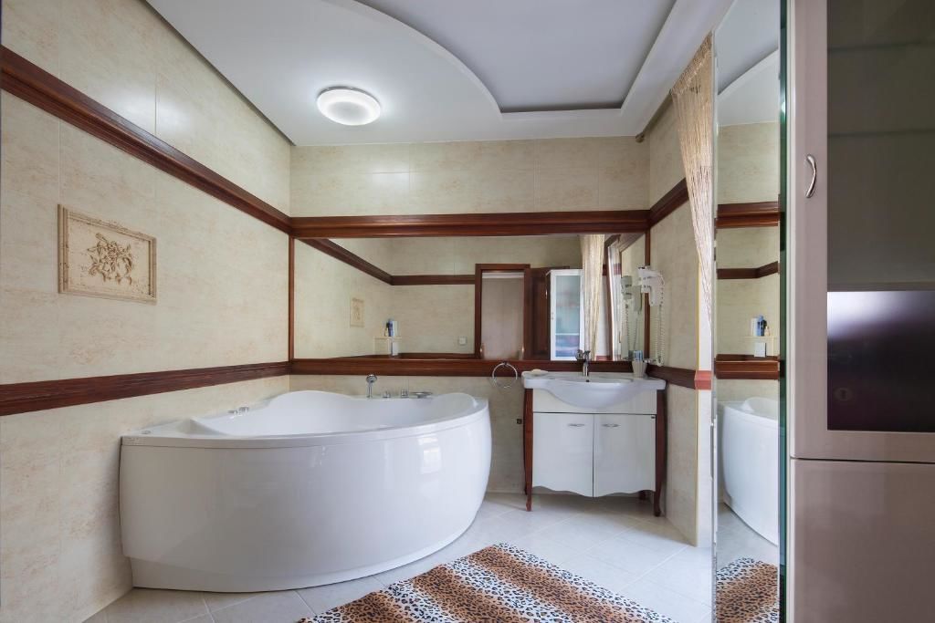 Гостевой дом Palazzo Banicevic Luxury Rooms Котор