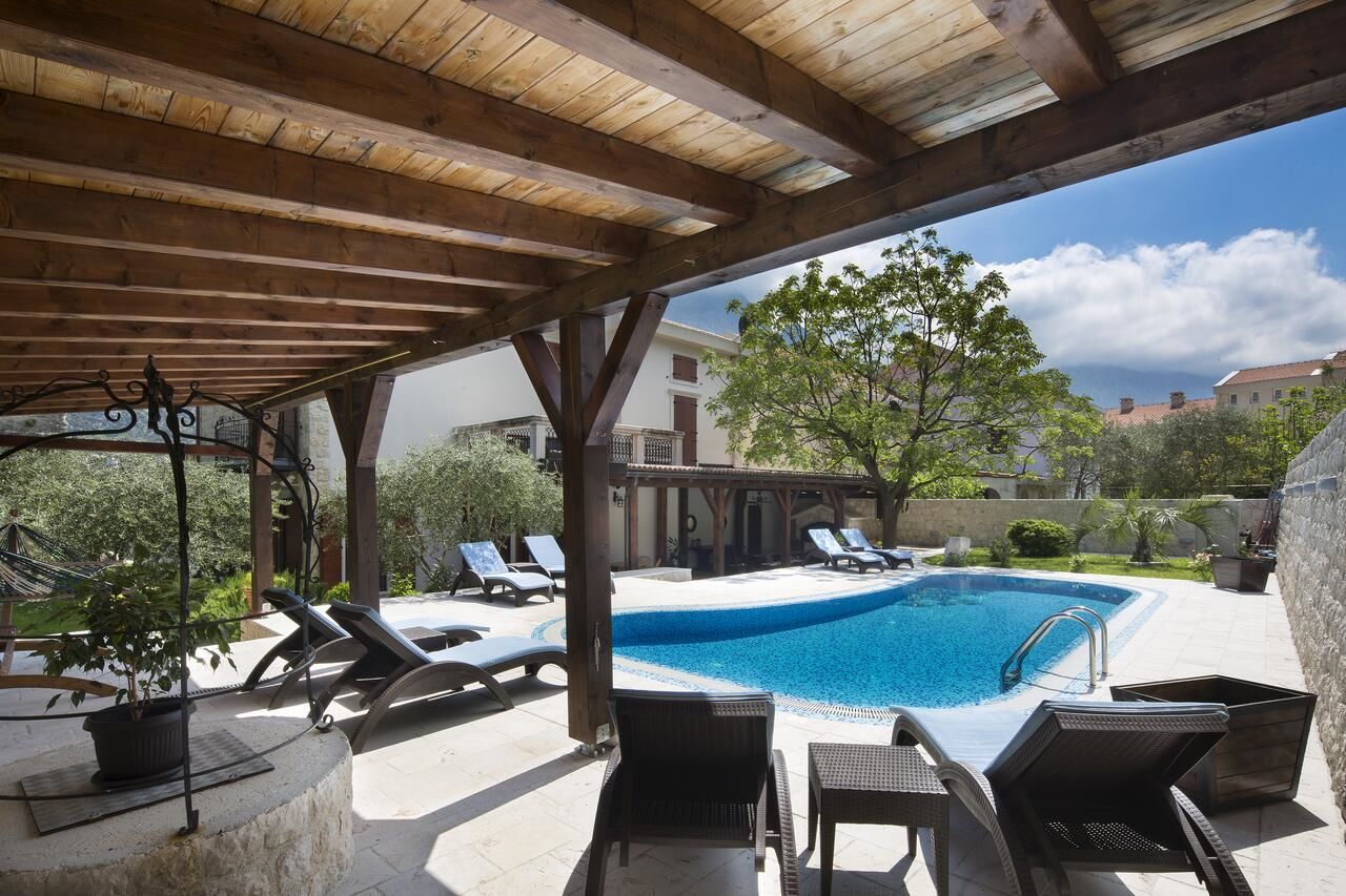 Гостевой дом Palazzo Banicevic Luxury Rooms Котор