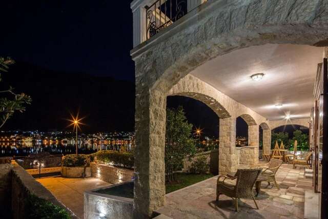 Гостевой дом Palazzo Banicevic Luxury Rooms Котор-82
